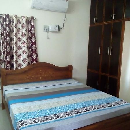 G K Homestay Tirupati Exteriör bild